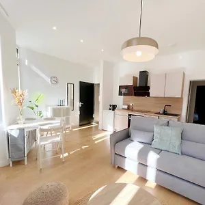  Apartamento Le Trefle De Falguiere - Hypercentre- Gare